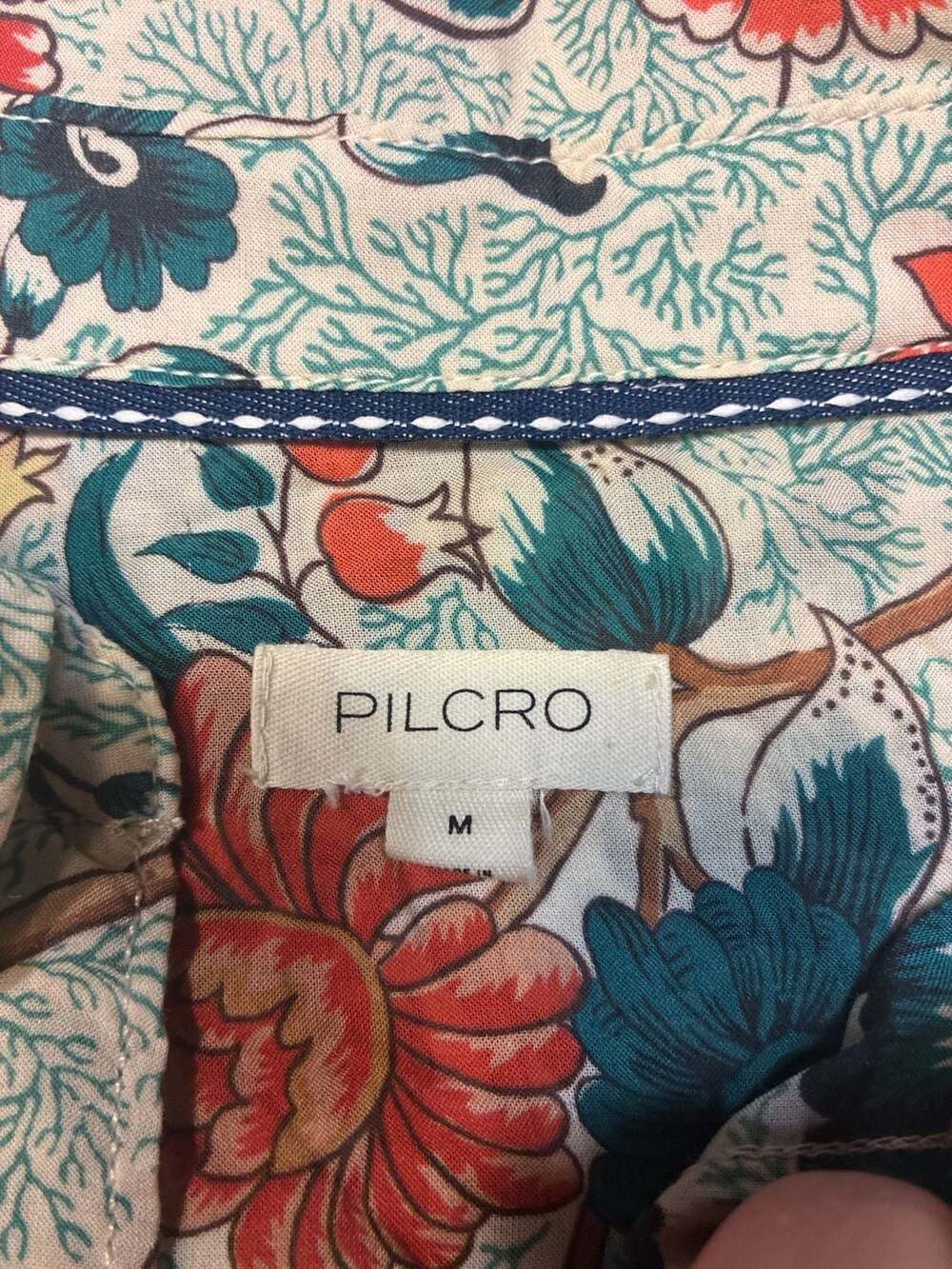 Pilcro Floral Long Sleeve Button Down Shirt Size M - Picture 12 of 16